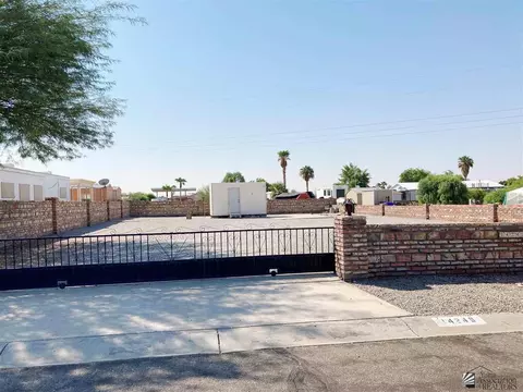 14249 E 28 Pl, Yuma, AZ 85367 photo 1