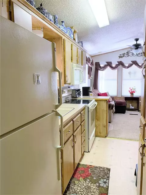 13328 E 47 Dr, Yuma, AZ 85367 photo 6