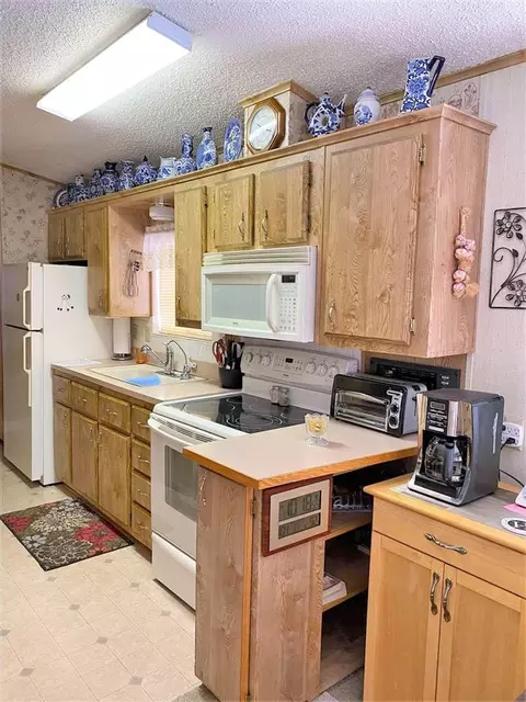 13328 E 47 Dr, Yuma, AZ 85367 photo 5