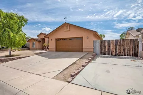 10527 E 36 Pl, Yuma, AZ 85365 photo 2