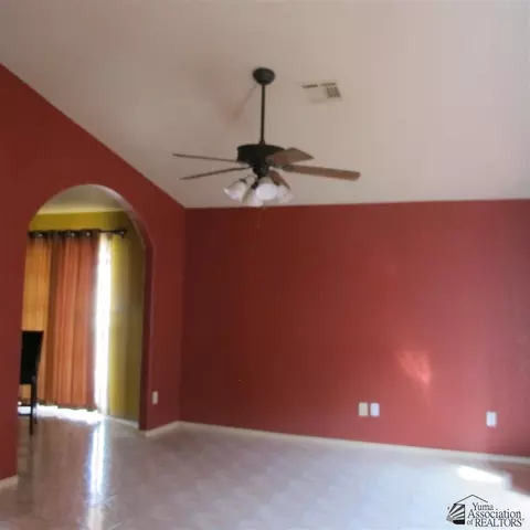 9574 E 38 Pl, Yuma, AZ 85365 photo 4