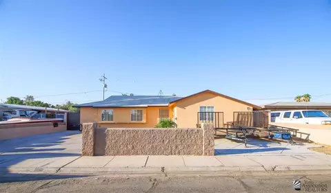 226 E 26 St, Yuma, AZ 85364 photo 1