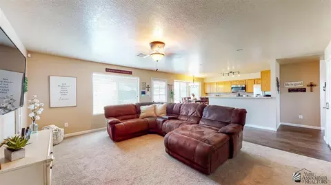 6323 E 41 St, Yuma, AZ 85365 photo 9