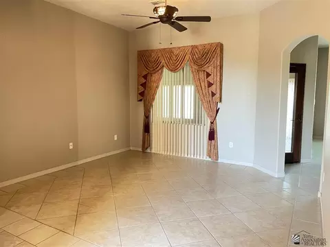 12182 E 33 Pl, Yuma, AZ 85367 photo 8