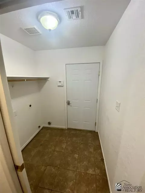 10113 E 37 St, Yuma, AZ 85367 photo 17