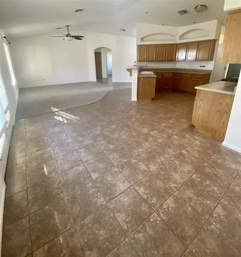 10113 E 37 St, Yuma, AZ 85367 photo 11