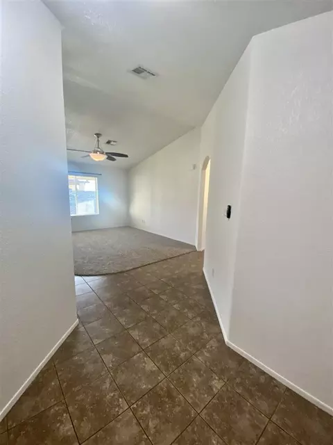 10113 E 37 St, Yuma, AZ 85367 photo 8