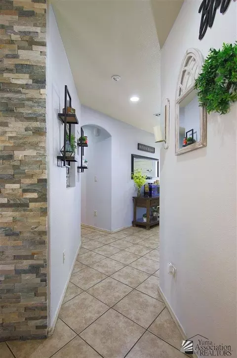 498 E 13 Pl, Somerton, AZ 85350 photo 3