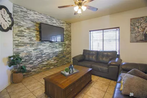 498 E 13 Pl, Somerton, AZ 85350 photo 12