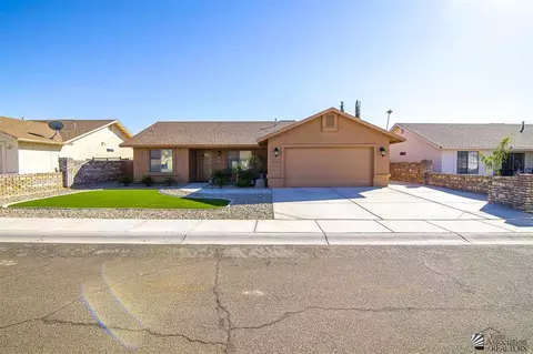 10233 E 38 Pl, Yuma, AZ 85365 photo 3