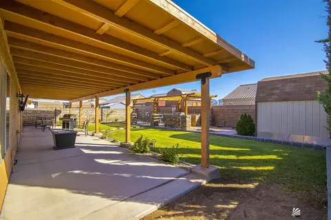 10233 E 38 Pl, Yuma, AZ 85365 photo 19