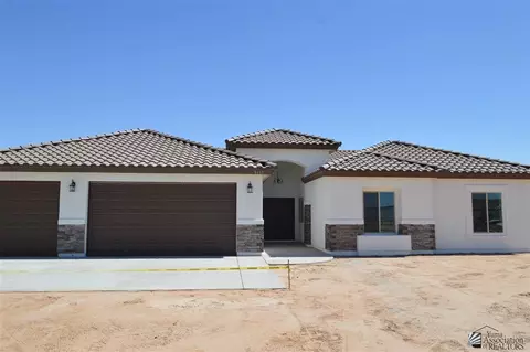 5157 Ethan Pl, Yuma, AZ 85365 photo 1