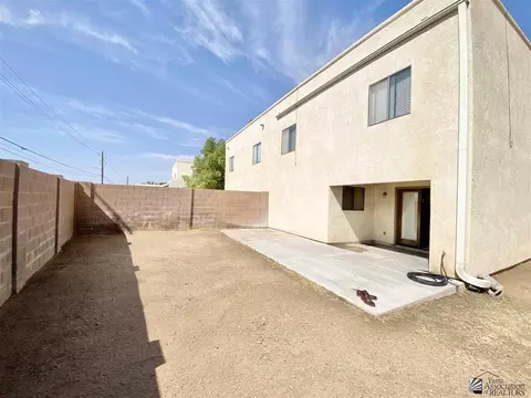 2205 E 27 Ln, Yuma, AZ 85365 photo 14
