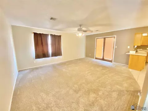 2205 E 27 Ln, Yuma, AZ 85365 photo 2