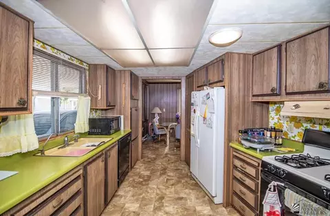 2046 S Roadrunner Ave, Yuma, AZ 85364 photo 13