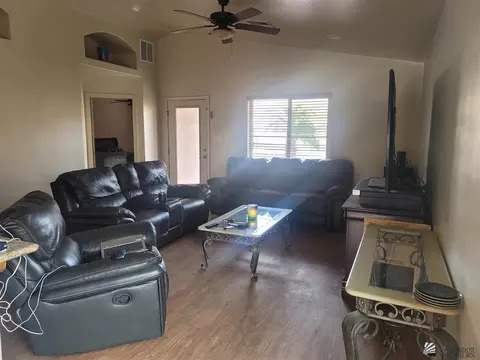 8124 E 34 St, Yuma, AZ 85365 photo 5