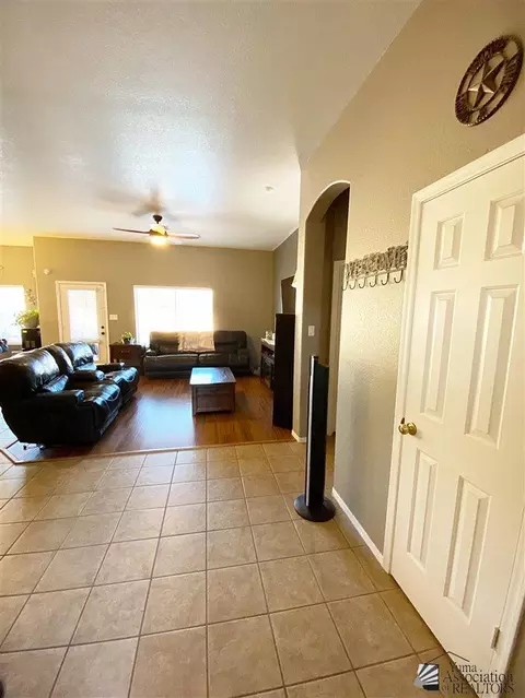 10376 E 39 St, Yuma, AZ 85365 photo 2