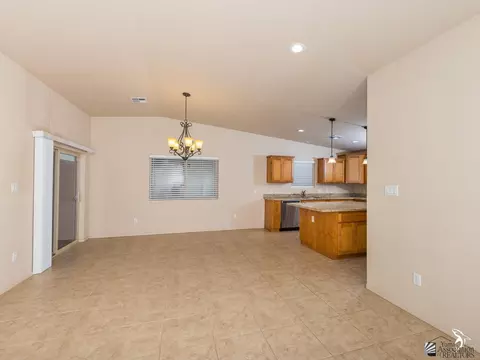 10127 E 33 St, Yuma, AZ 85365 photo 8