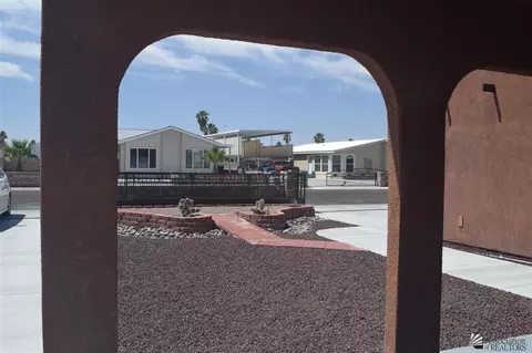 13238 E 48 Dr, Yuma, AZ 85367 photo 2