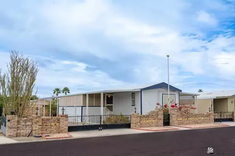 13370 50 Dr, Yuma, AZ 85367 photo 2