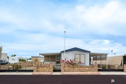 13370 50 Dr, Yuma, AZ 85367 photo 1