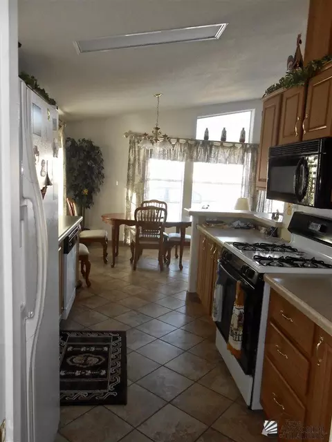13727 E 53 Ln, Yuma, AZ 85367 photo 8