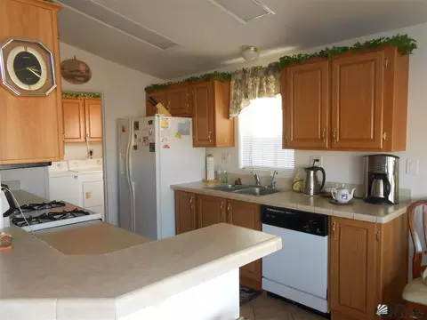 13727 E 53 Ln, Yuma, AZ 85367 photo 6
