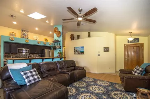 8133 E 27 St, Yuma, AZ 85365 photo 4