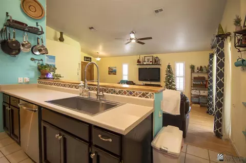 8133 E 27 St, Yuma, AZ 85365 photo 8