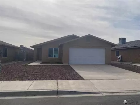 7169 E 36 Pl, Yuma, AZ 85365 photo 1