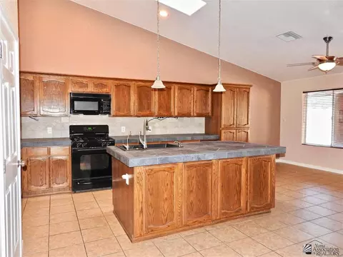 11438 E Del Golfo, Yuma, AZ 85367 photo 4