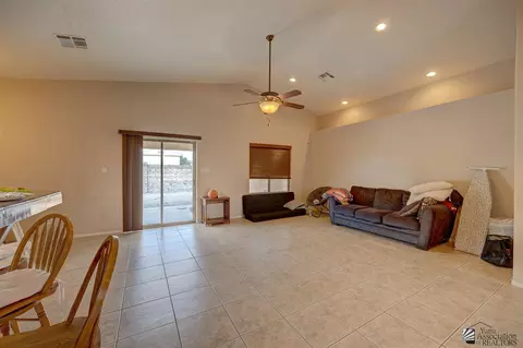 10334 E 37 St, Yuma, AZ 85365 photo 3