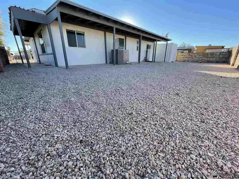 12144 E 38 Pl, Yuma, AZ 85367 photo 2