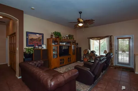 10319 E 39 Way, Yuma, AZ 85365 photo 2