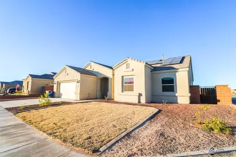 8232 E 35 Pl, Yuma, AZ 85365 photo 1