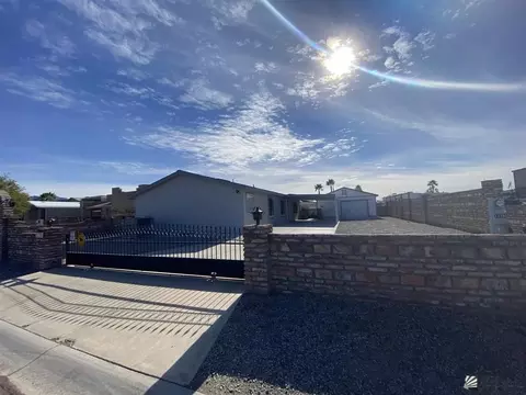13793 E 53 Dr, Yuma, AZ 85367 photo 1
