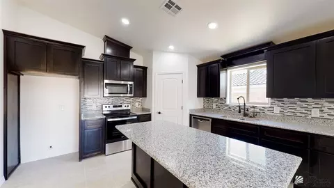 12626 E 49 Dr, Yuma, AZ 85367 photo 3