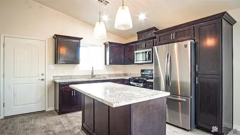 10529 E Amber Dr, Yuma, AZ 85365 photo 3