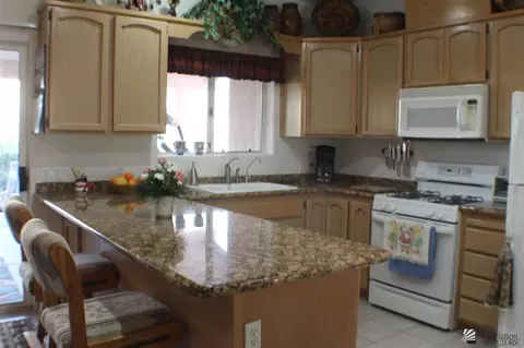 13196 E 55 Ln, Yuma, AZ 85367 photo 4