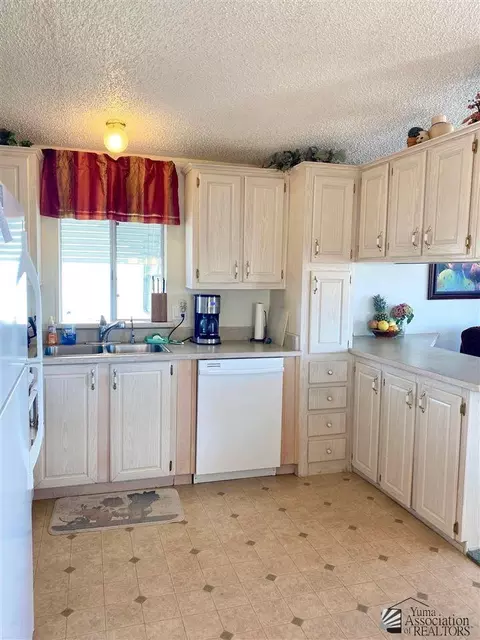 13663 E 44 Dr, Yuma, AZ 85367 photo 5
