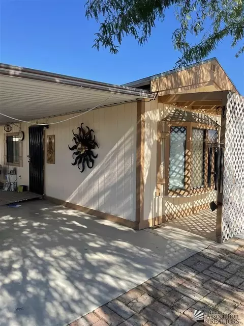 12836 E 35 Pl, Yuma, AZ 85367 photo 2