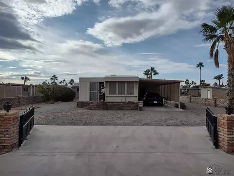 13433 E 42 Dr, Yuma, AZ 85367 photo 2