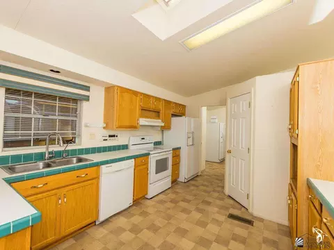13753 E 54 Dr, Yuma, AZ 85367 photo 9