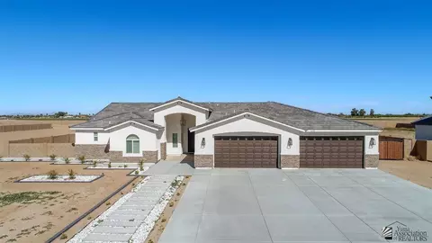 3592 E Corso Cavallo Ln, Yuma, AZ 85365 photo 1