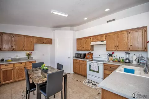 6068 E 43 Pl, Yuma, AZ 85365 photo 12