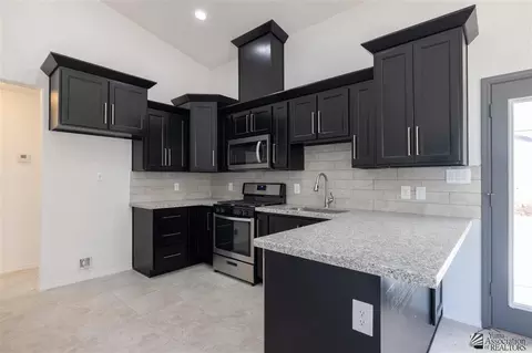 4024 S Hinckley Dr, Yuma, AZ 85365 photo 3