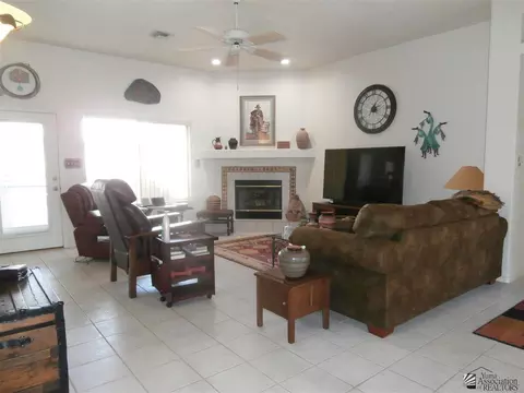 10694 E 38 Pl, Yuma, AZ 85365 photo 2
