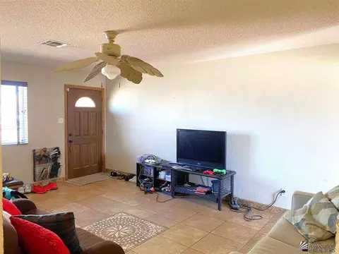 8831 E 38 Ln, Yuma, AZ 85365 photo 2