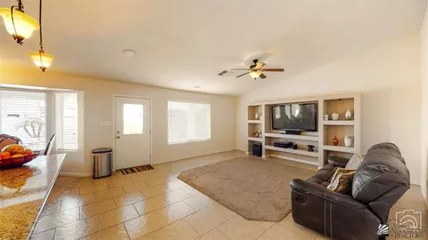 8600 E 24 Pl, Yuma, AZ 85365 photo 6