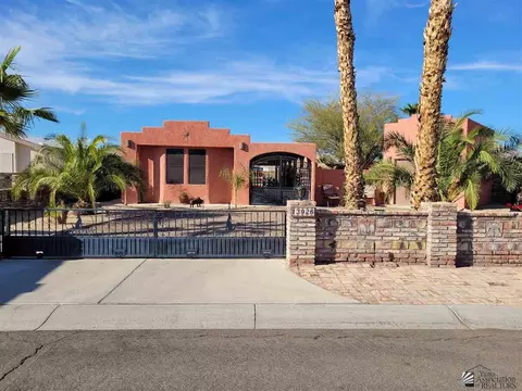 13926 E 54 Dr, Yuma, AZ 85367 photo 1